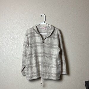 Liz & Co Beige Plaid Quarter Zip Pullover